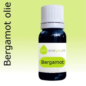 Bergamotolie in 10ml glazen druppelflesje